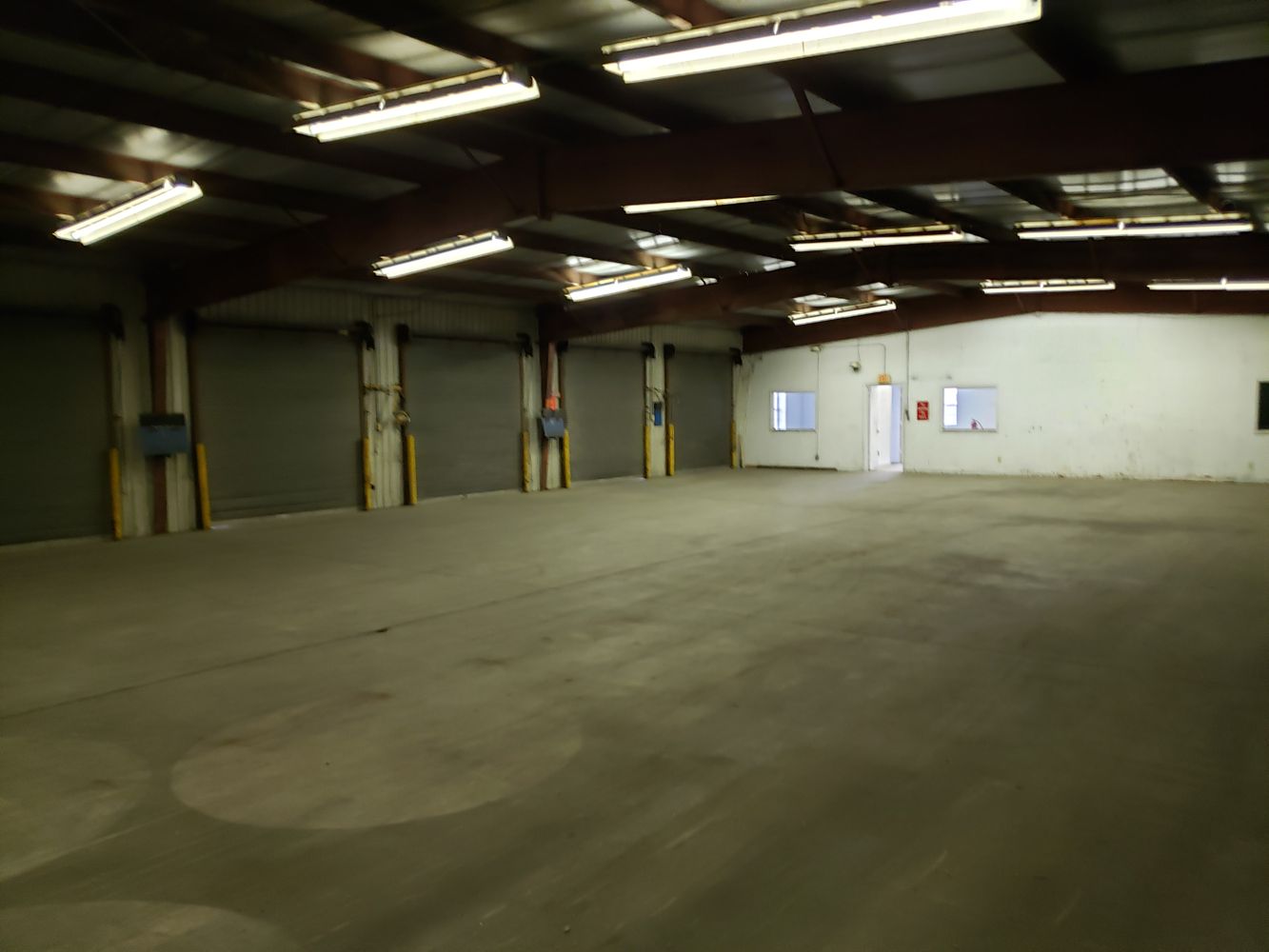 INDUSTRIAL BUILDING FOR SALE: 188 Eastgate Ct, Danville, IL 61834